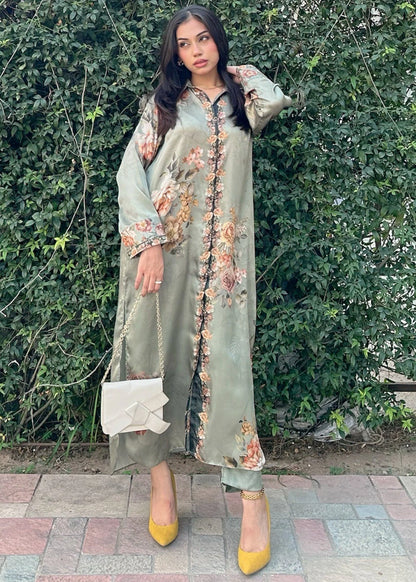 SS09 - 2Pc