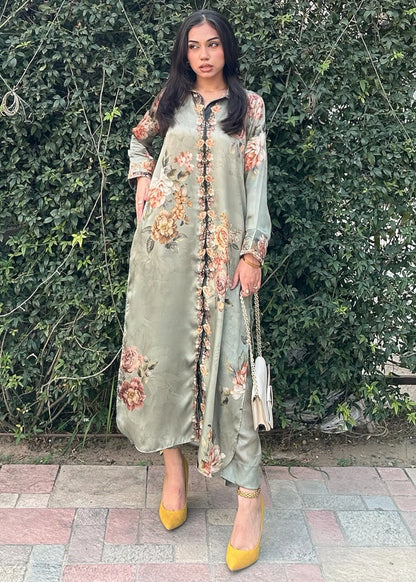 SS09 - 2Pc